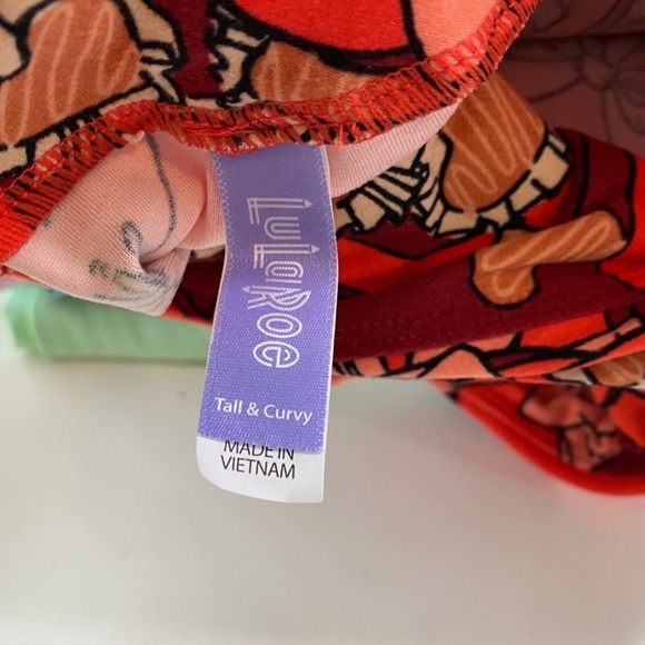 New LulaRoe bundle TC Leggings - Picture 3 of 4